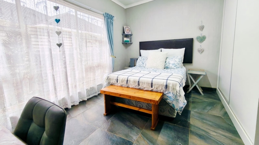 4 Bedroom Property for Sale in Potchefstroom South North West